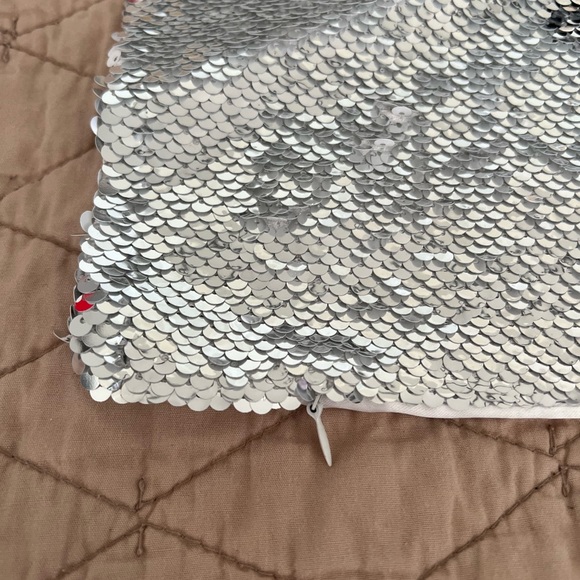 Slytherin Reversible Sequin White Pillow Cover Harry Potter symbol zipper 15”x15 - Picture 7 of 7